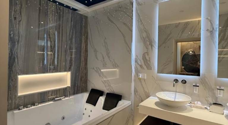 Saretta Luxury Suites — photo 2