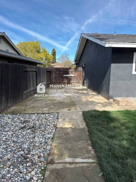 House Elk Grove