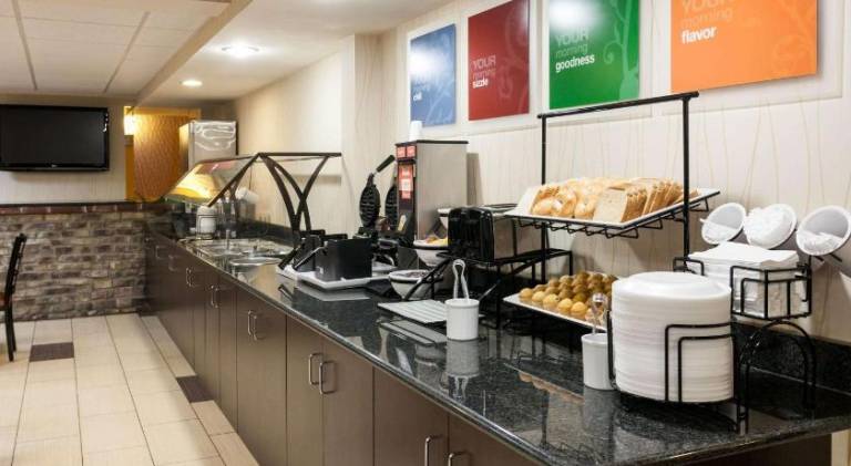 Comfort Inn & Suites Statesville - Mooresville — photo 4