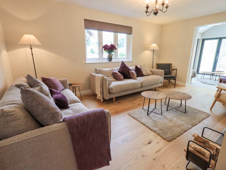 Child-friendly cottage with garden & patio | Pets are welcome — photo 3