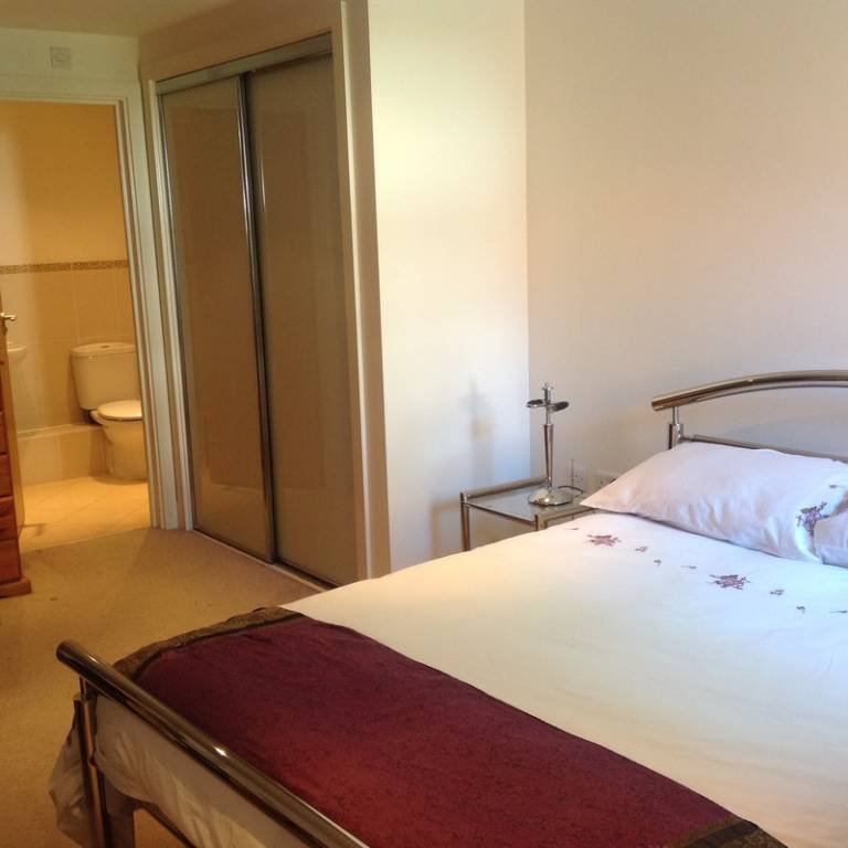 Private room  Redhill