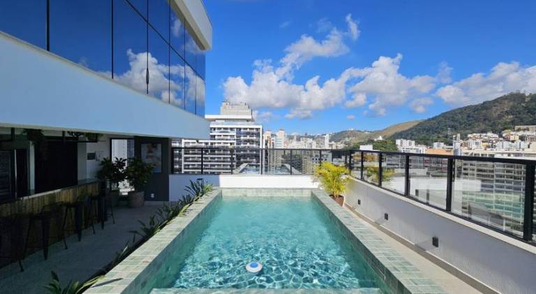 Apartment with pool — photo 3
