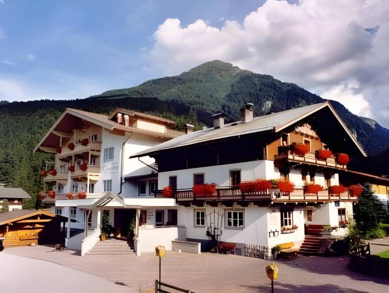 Hotel Grundlhof in Bramberg am Wildkogel