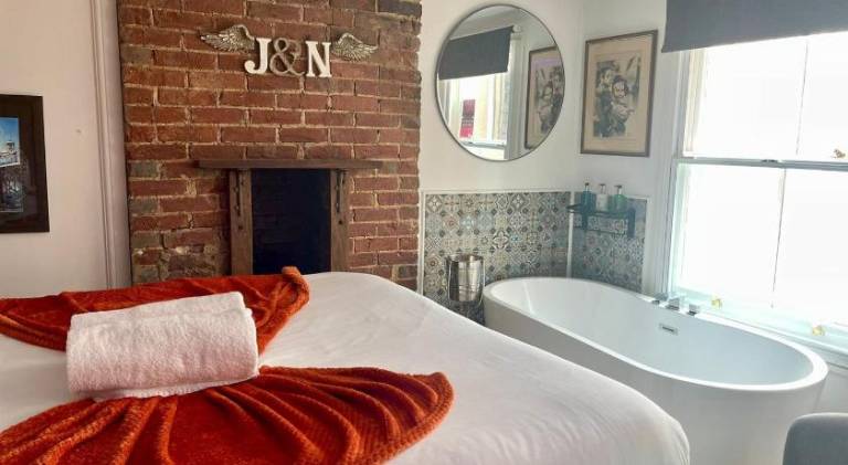 Apartment | Close to Brighton Palace Pier | Beach nearby | Pets are welcome in Brighton