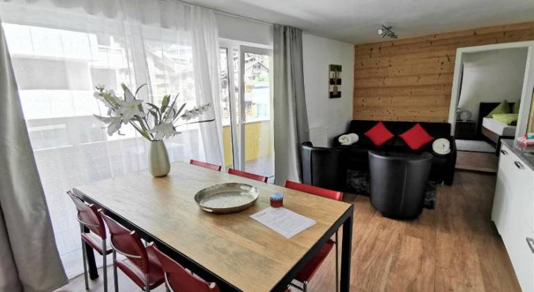 Holiday apartment with BBQ & terrace — photo 4