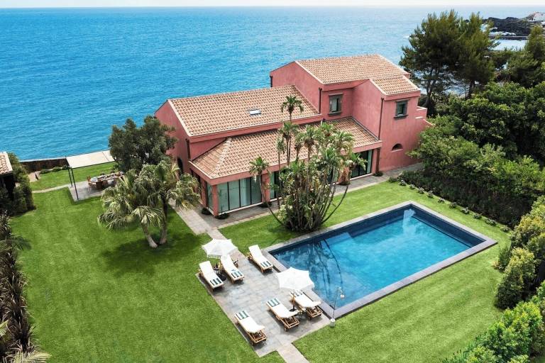 Villa Riposto