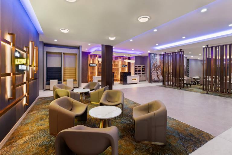 La Quinta Inn & Suites by Wyndham DeSoto — photo 4