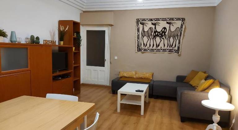 Holiday apartment with 3 rooms for 6 persons — photo 2