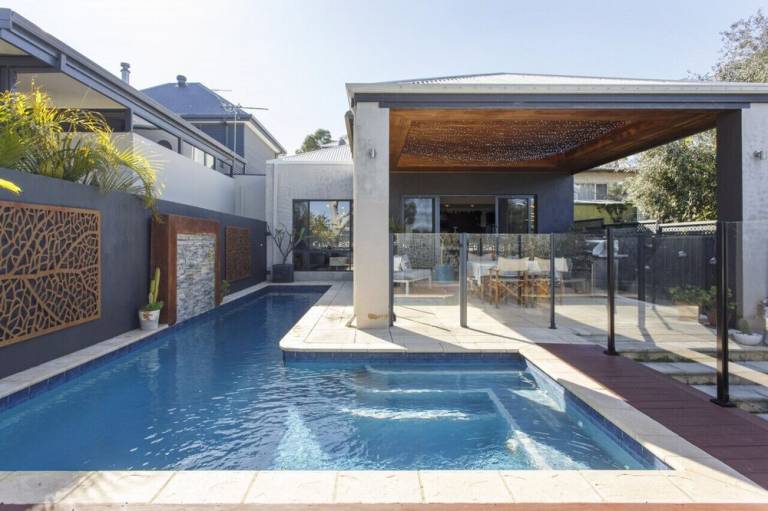 House  Attadale
