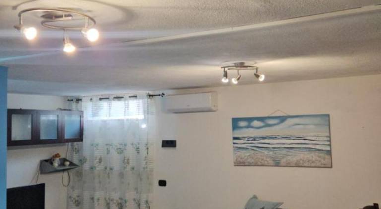 Holiday apartment with yard, BBQ & terrace — photo 5