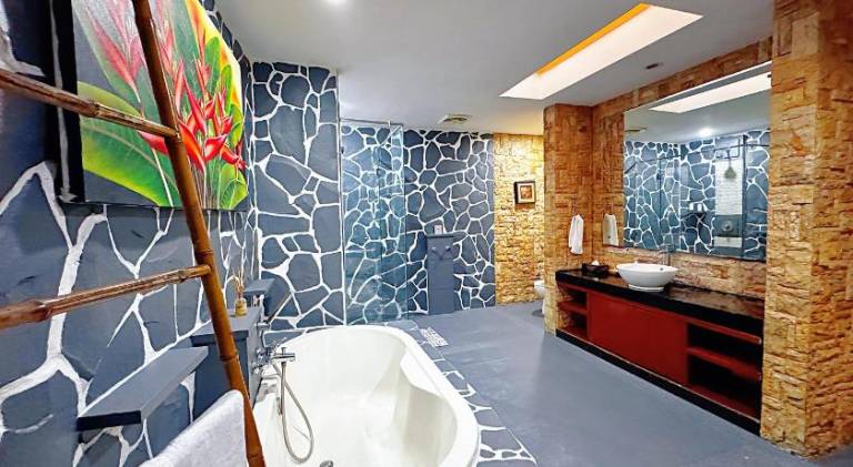 Big villa with pool | Pets allowed — photo 2
