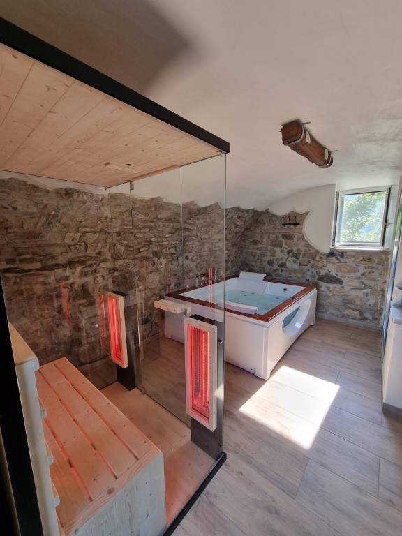 Ferienhaus in Serrapiana, Ligurien für max. 4 Personen Ferienhaus in Serrapiana, Ligurien für max. 4 Personen