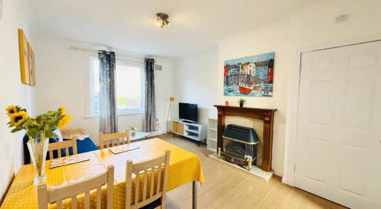 Rental apartment with 2 rooms for 6 persons — photo 2