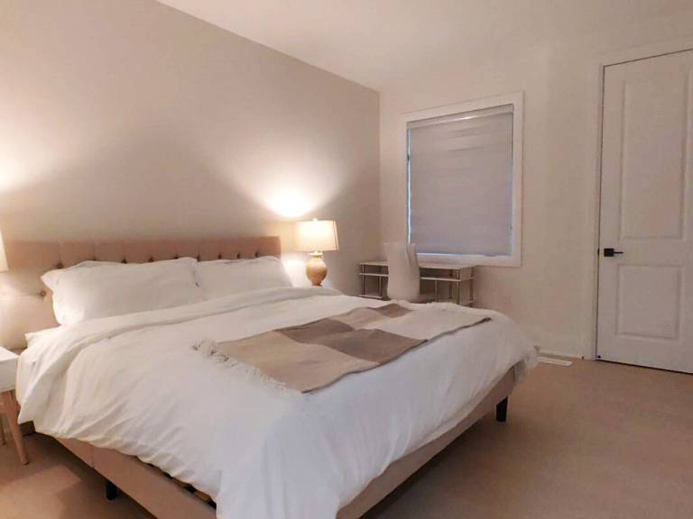 Private room  Markham