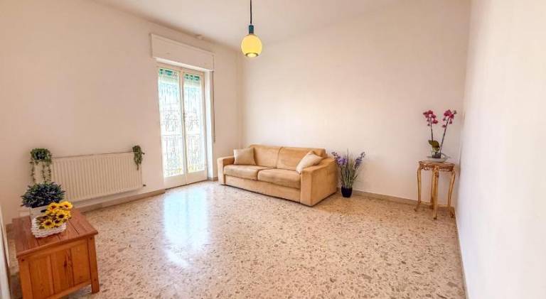 Apartment with 2 rooms for 5 persons — photo 4