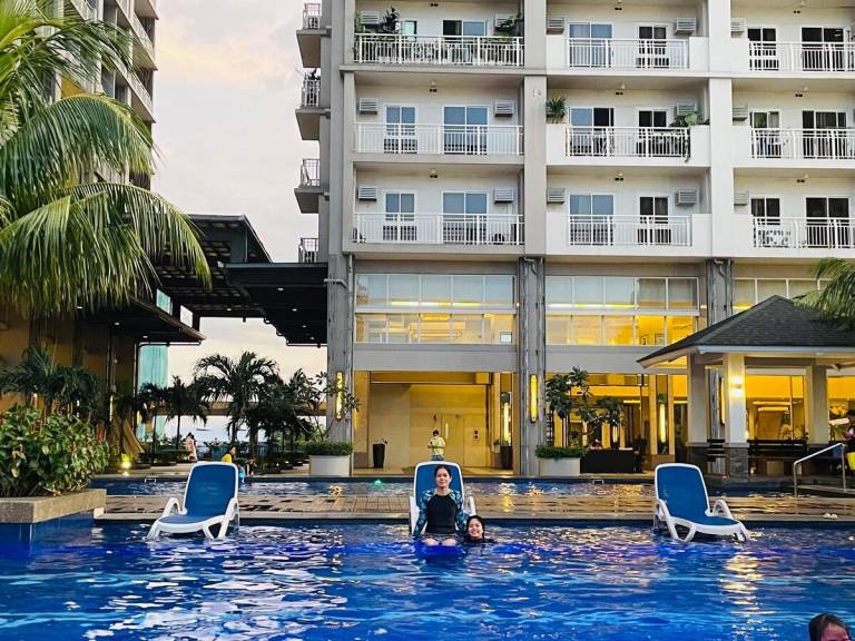 Apartment with pool & yard | Good for workation — photo 3