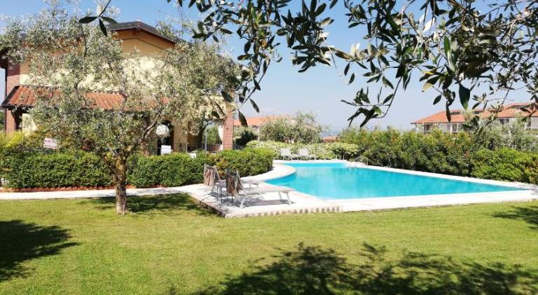 Holiday apartment with pool — photo 3
