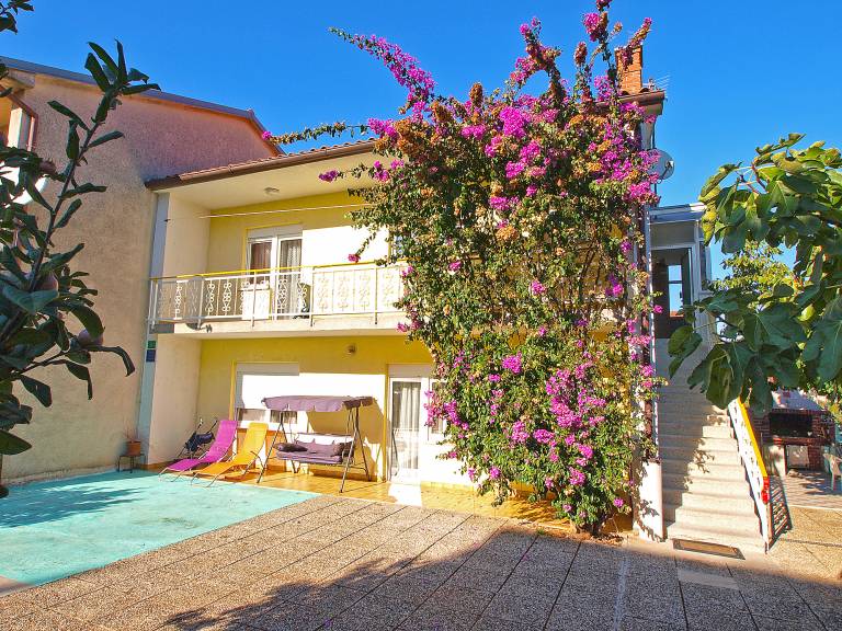 Apartman Póla