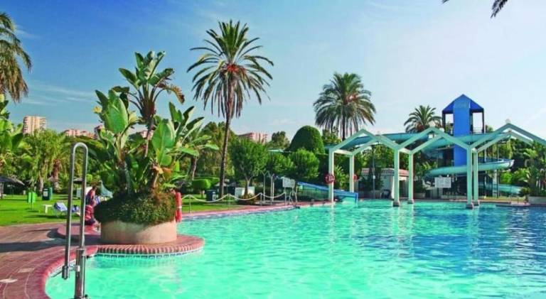 Lovely holiday apartment with pool | Next to the beach | Pets are welcome — photo 3