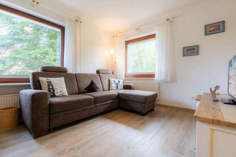 Holiday apartment with garden & terrace in St. Peter-Ording