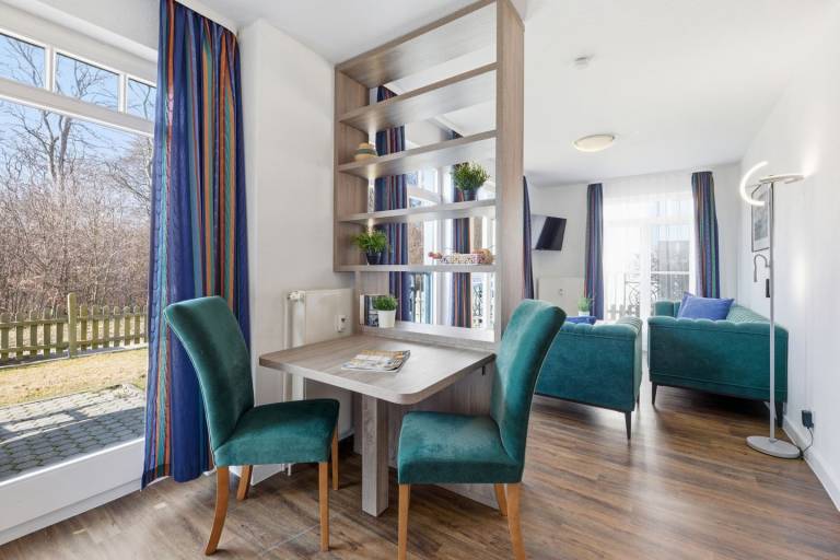 Regina Maris Whg. 106 mit Terrasse, WLAN und nur 100 m zum Sandstrand in Heringsdorf