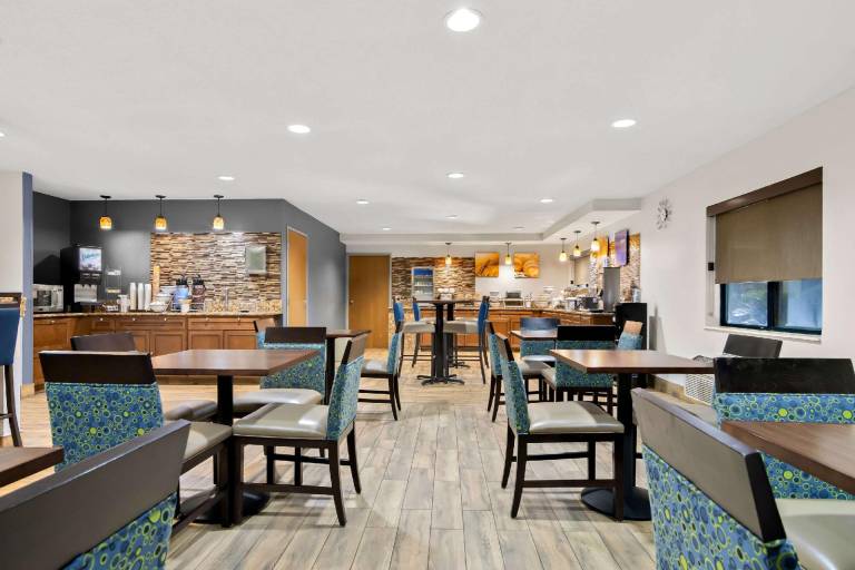 Comfort Inn Joliet West I-80 — photo 4