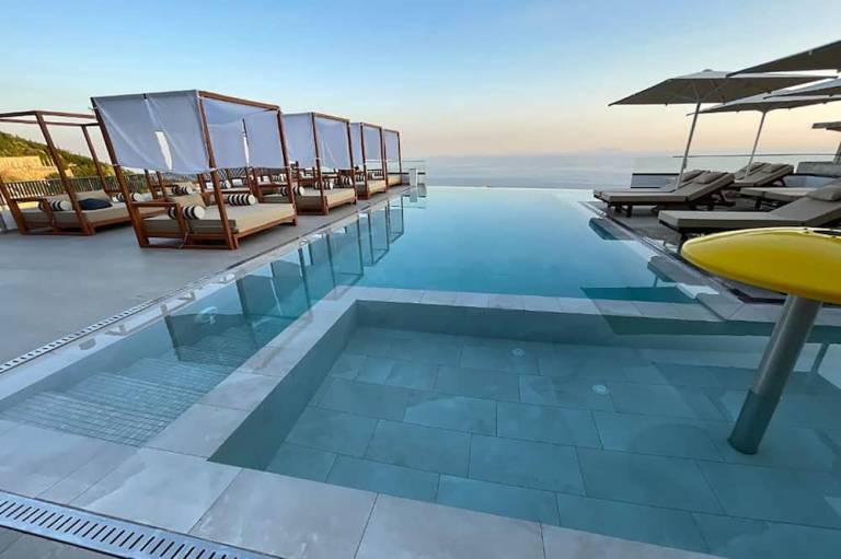 Amare Hotel