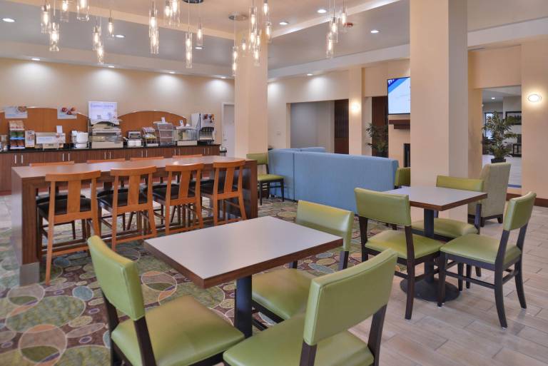 Holiday Inn Express & Suites Dearborn SW - Detroit Area By IHG — photo 3