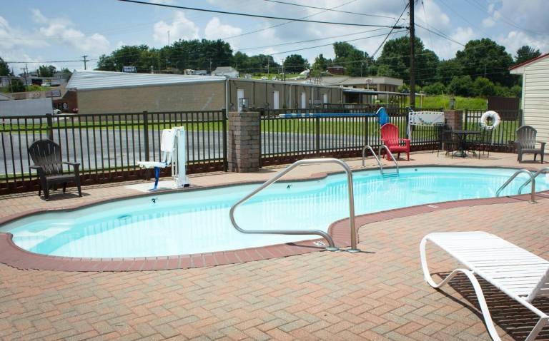 Red Roof Inn Somerset, KY — photo 4