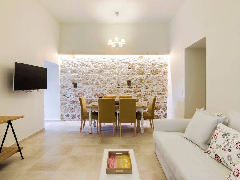 Leny s Seaside House