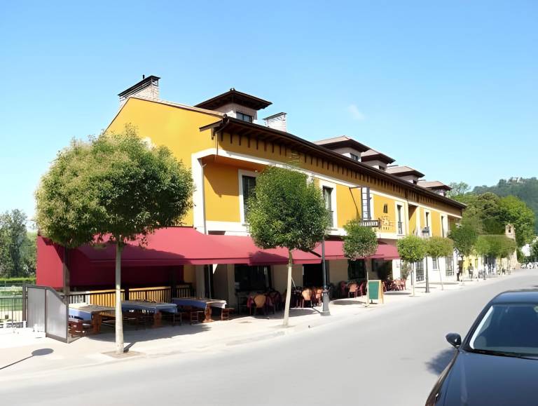 Hotel Santa Cruz in Cangas de Onís