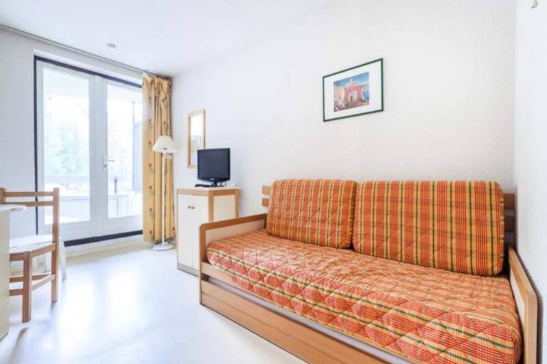 Apartment with 1 room for 3 persons — photo 2