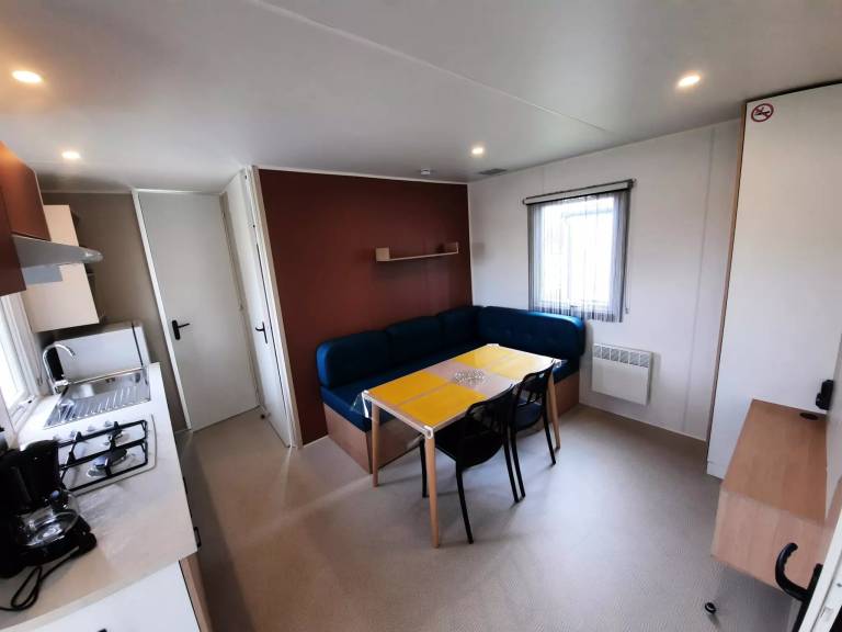 Camping Du Littoral - Mobile-home Prestige - 28m² - 2 bedrooms 4 to 6 people - 4 person. included in the price — photo 2