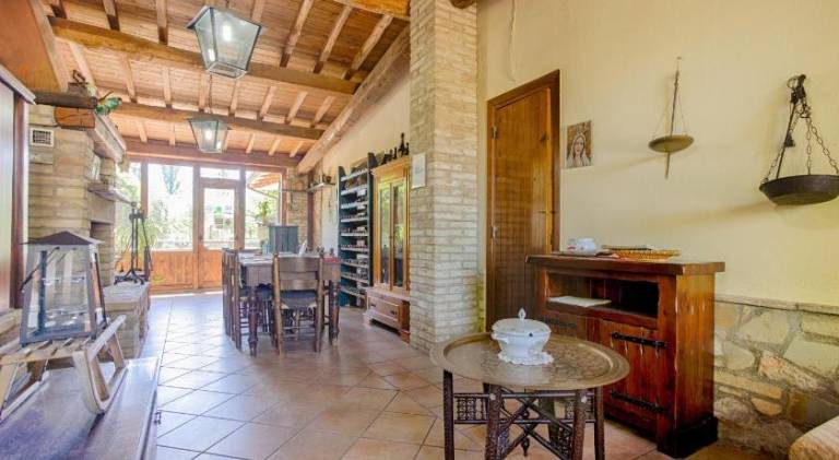 Farm with pool, BBQ & terrace | Pets allowed — photo 3