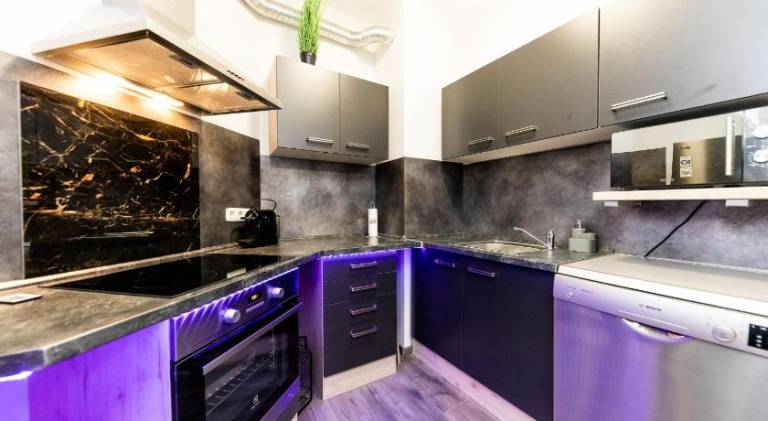 Apartment with terrace & yard | Next to St. Stephen's Basilica — photo 3