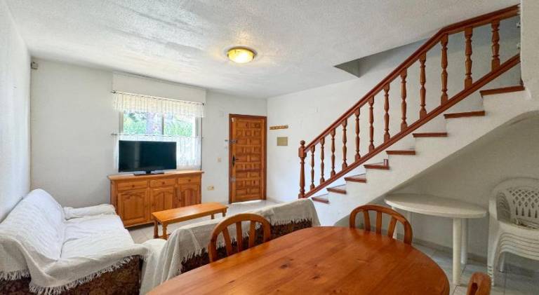 Holiday apartment with 3 rooms for 6 persons — photo 2