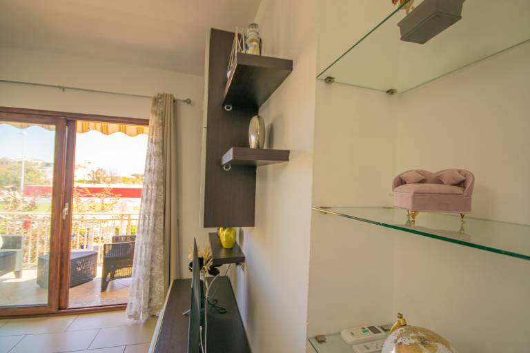 Apartment with terrace | City view — photo 5