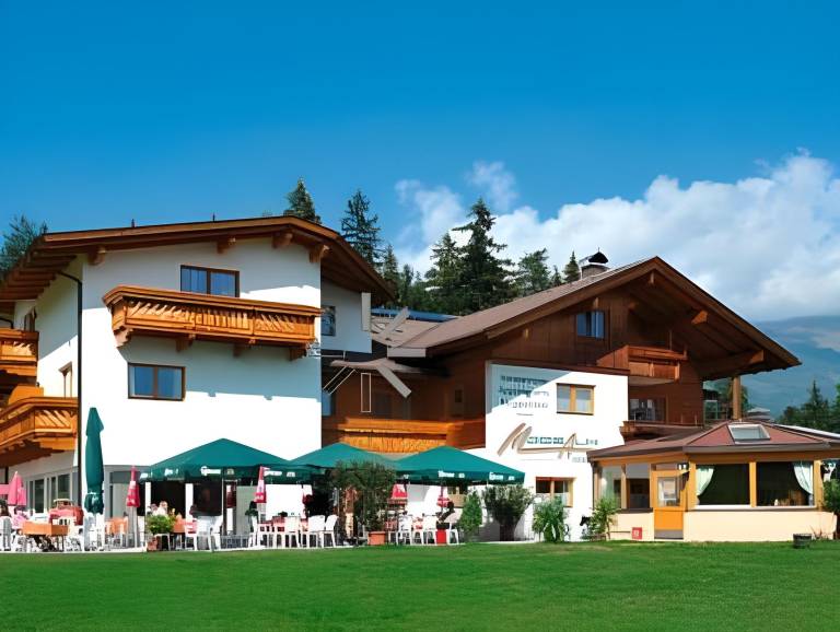 Familienhotel Moos-Alm in Lienz