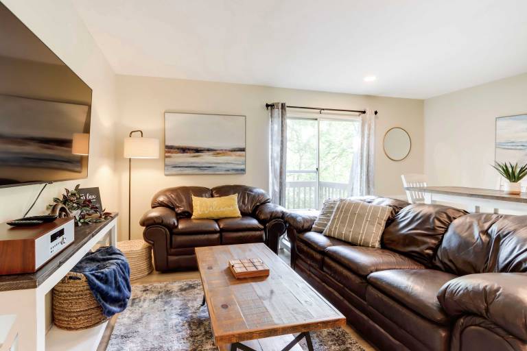 Families w/ Pets! Lake-View Osage Beach Home — photo 4