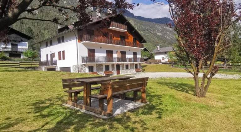 Holiday apartment with 2 rooms for 4 persons — photo 2