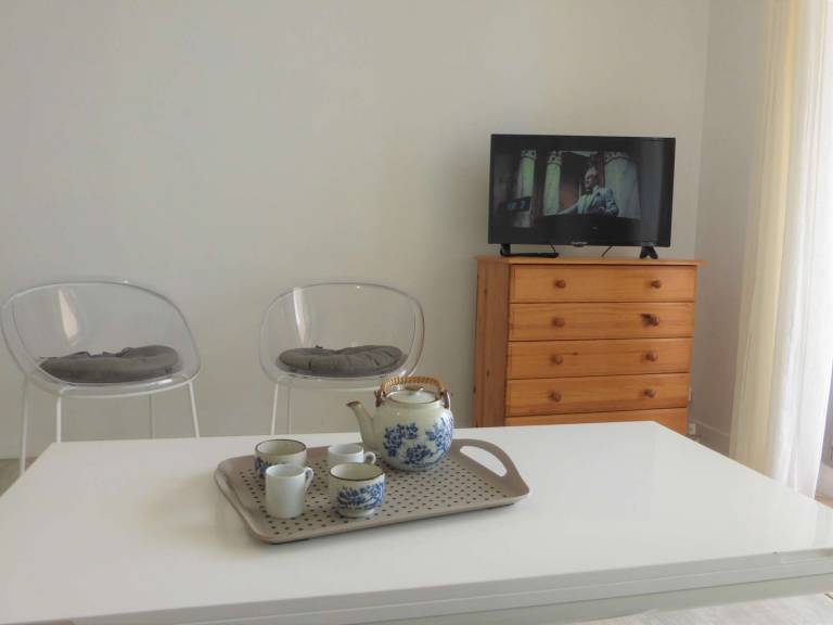 Studio cabin 4 sleeps, balcony sea view, Saint-Gilles-Croix-de-Vie — photo 5