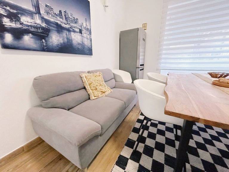 Family-oriented lovely apartment with barbecue & yard | Pets are welcome — photo 3