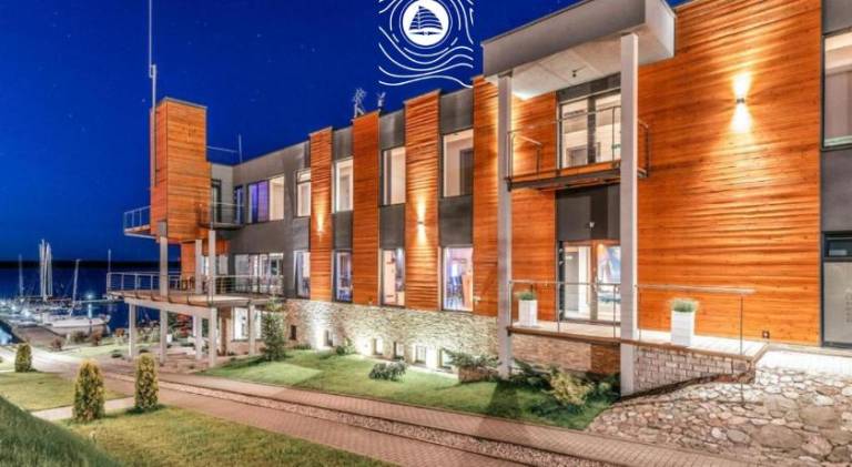 Serviced apartment with terrace, yard & sauna | Dogs allowed in Mikolajki