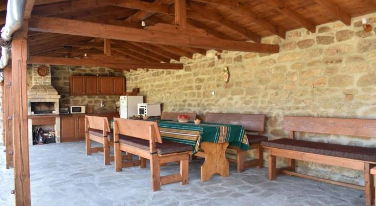 Villa with 5 rooms for 16 persons — photo 4