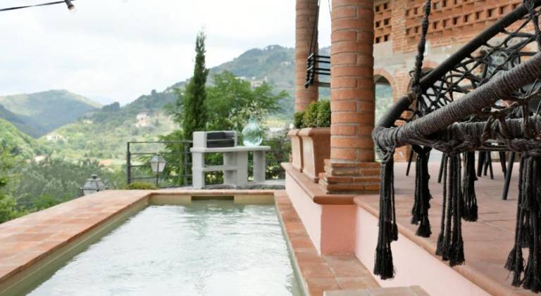 Fully equipped charming villa with jacuzzi, garden & terrace | Suitable for remote work | Pets allowed — photo 2