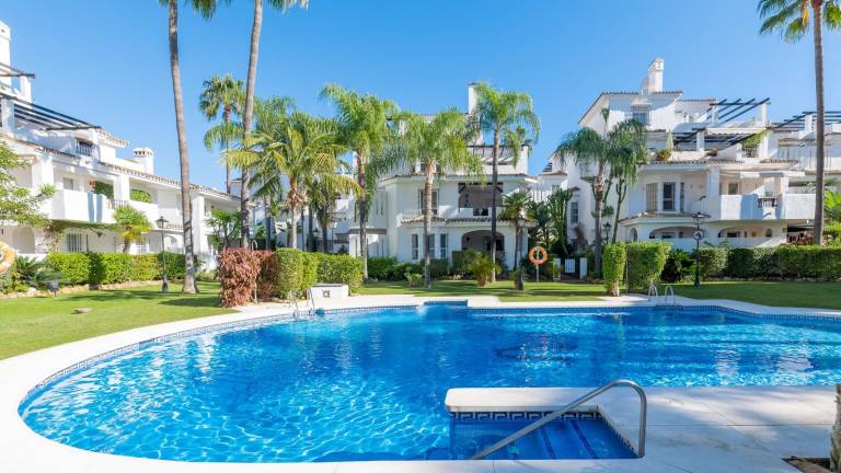 Fully equipped beautiful holiday apartment with patio, BBQ & pool | Pets are welcome — photo 2