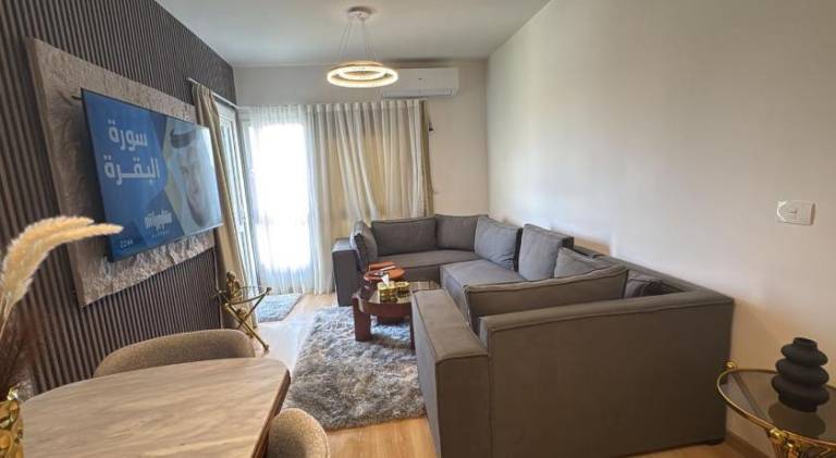 Big holiday apartment with yard & jacuzzi | Pets are welcome — photo 2
