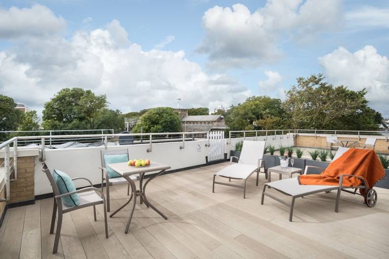 Apart hotel  Brighton