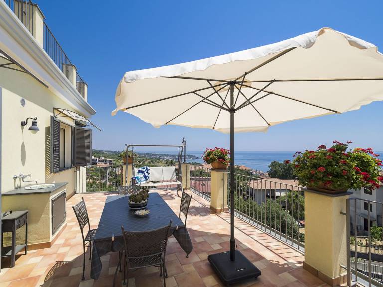 Ferienwohnung in Aci Castello, Aci Trezza für max. 2 Personen Ferienwohnung in Aci Castello, Aci Trezza für max. 2 Personen