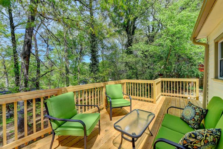 House Orchard Knob